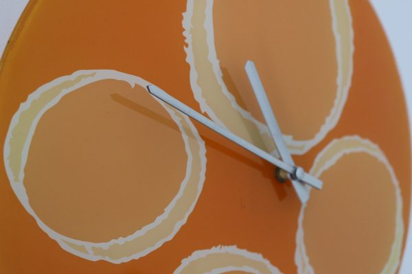 Horloge orange – Image 2