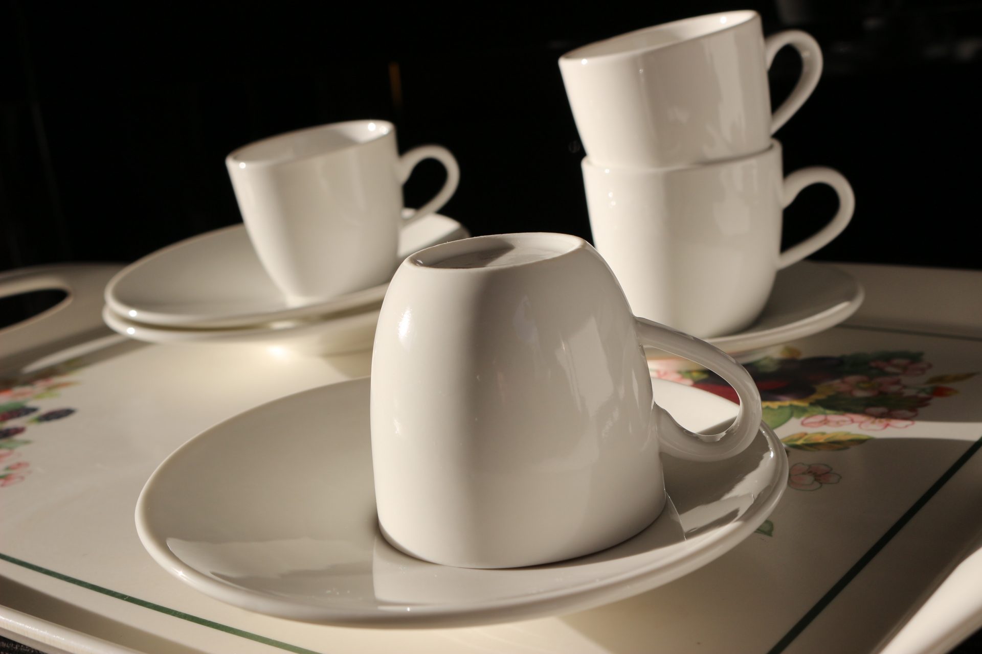 Lot de 4 tasses et soucoupes – Image 6
