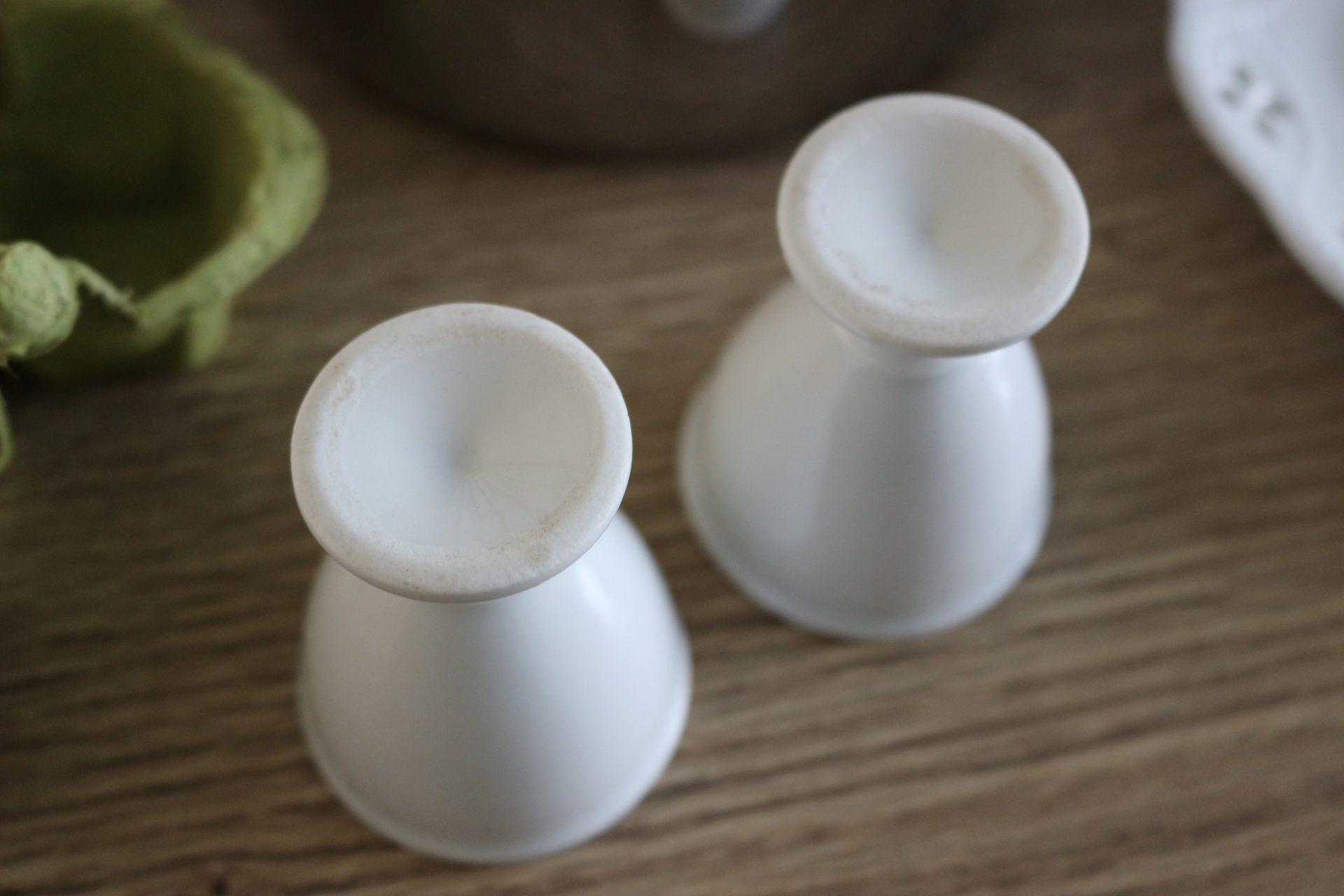 Coquetier en porcelaine – Image 3